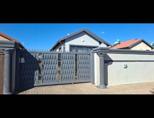3 BEDROOM HOUSE FOR SALE IN SOSHANGUVE VV